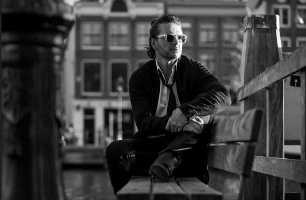 "Mamás de Moisés": la experiencia del cordobés que produjo en el nuevo videoclip de Arjona