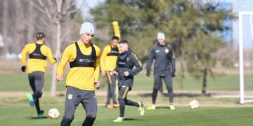 Rosario Central entrenó este martes en el predio de Arroyo Seco\u002E (CARC)
