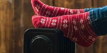 Se le prendió fuego el camisón con la estufa y está internada