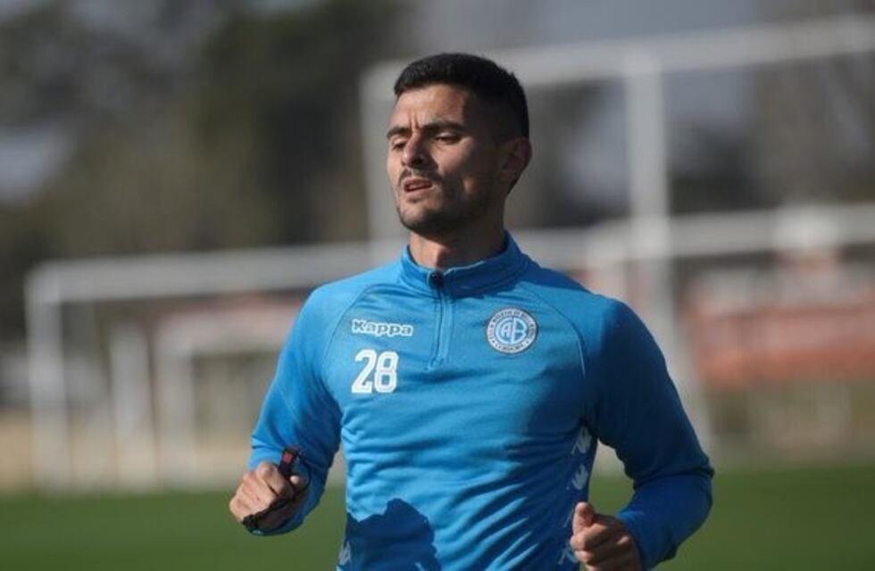 Erramuspe se hace cargo del mal momento de Belgrano y banca a Constantín