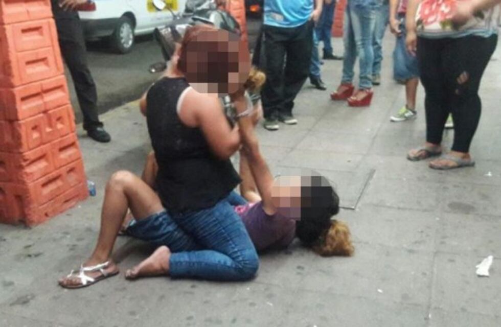 Golpeó a una mujer porque no la quiso atender en la peluquería