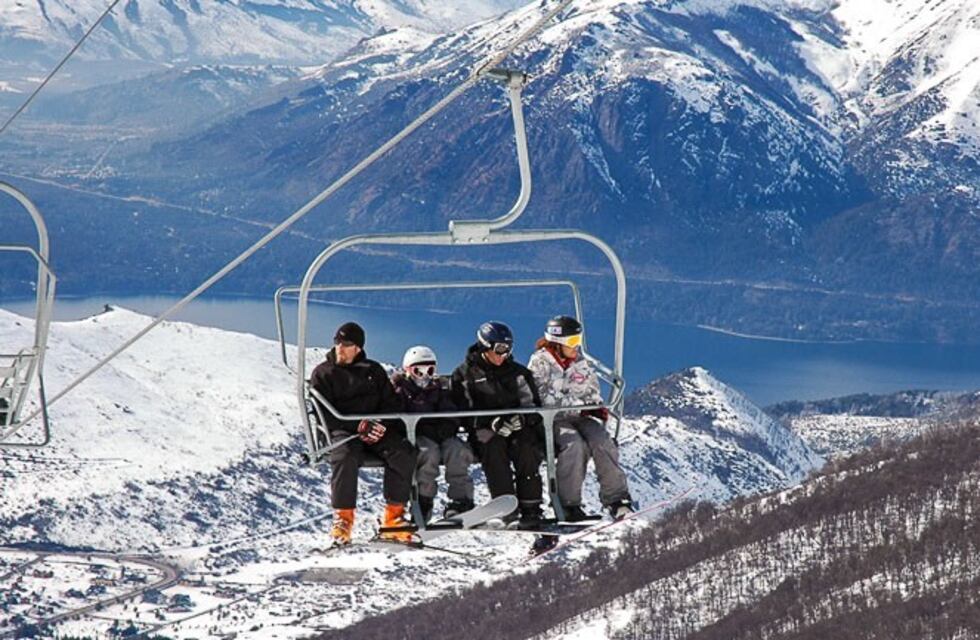 Por primera vez en su historia, Bariloche recibirá 35 vuelos en un día