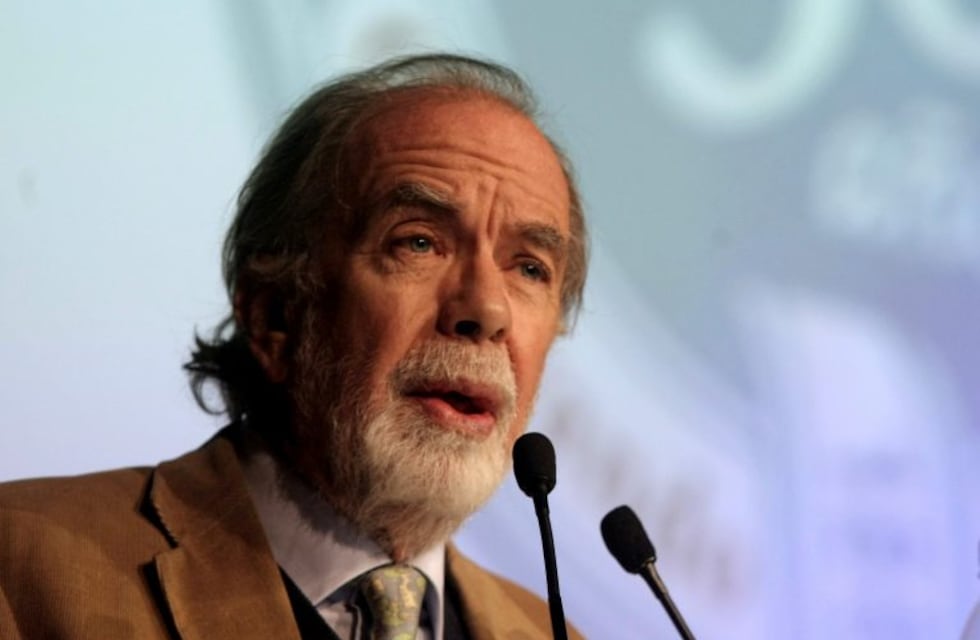 González Fraga, contra el kirchnerismo: "En el pueblo donde tengo el campo ofrecían 500 pesos, vino y choripanes para la marcha del viernes"