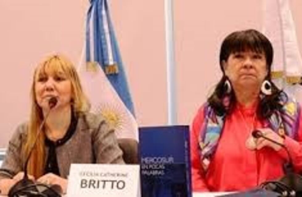 La diputada del Mercosur, Julia Perié, se sumó a la denuncia contra Jair Bolsonaro en La Haya