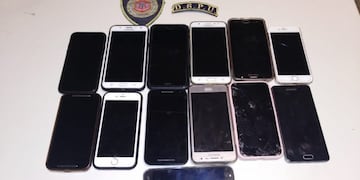 Robó un celular y le encontrar 13\u002E