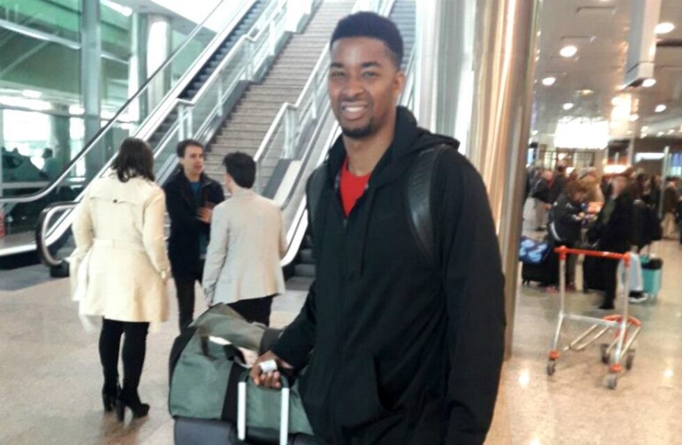 Llegó Tucker, el nuevo extranjero de Atenas