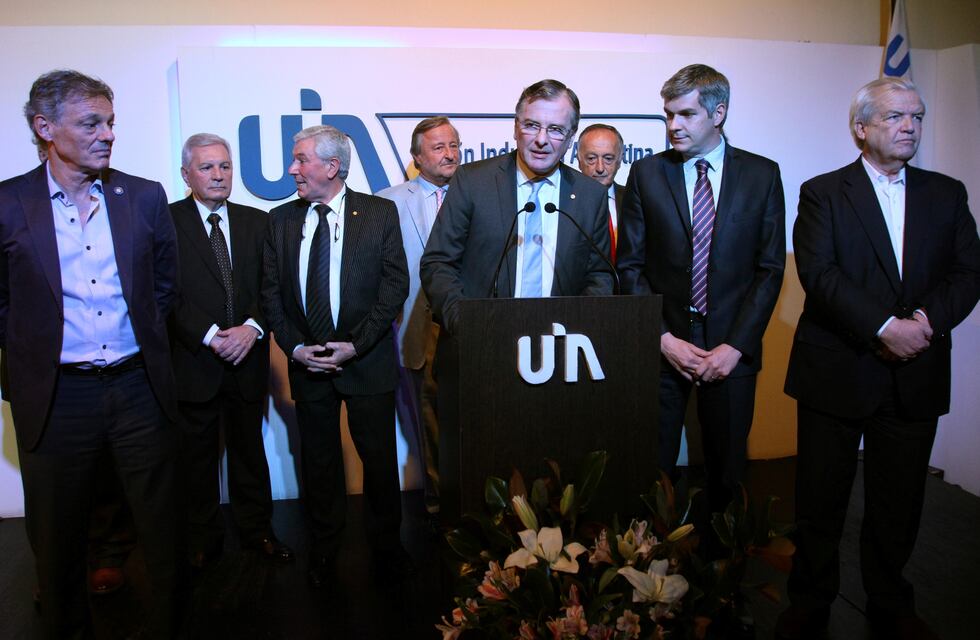 La UIA sobre el bono de fin de año: "Habrá que analizar cada sector"