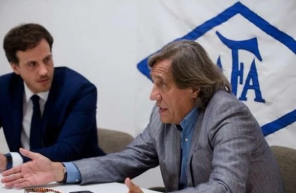 El médico de la AFA advirtió que "será un problema" si cada club hace un protocolo