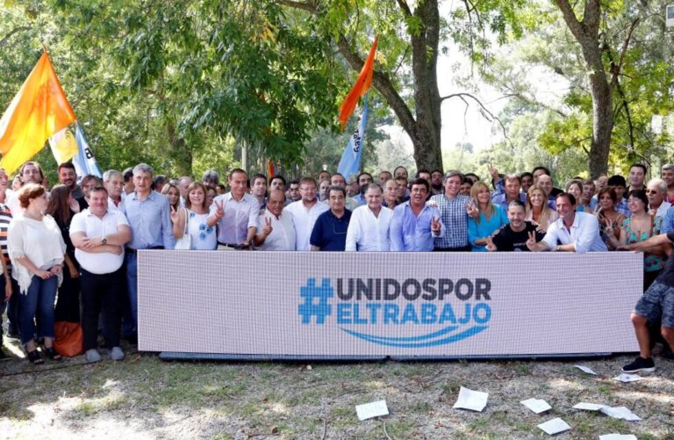 Con Máximo Kirchner, el PJ Bonaerense dio una muestra de "unidad"