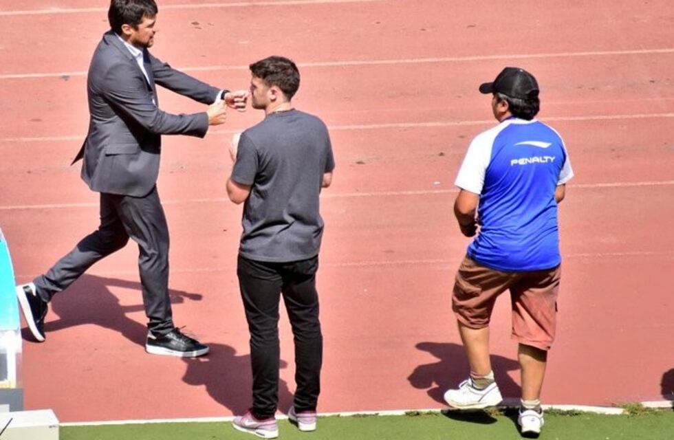 El desahogo del Cacique Medina: "El equipo estaba bien, nos hacía falta una victoria"