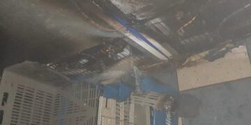 Las llamas se iniciaron en la cocina del restaurante\u002E