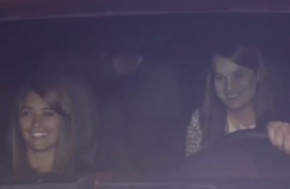 Messi y Antonela llegaron al complejo City Center