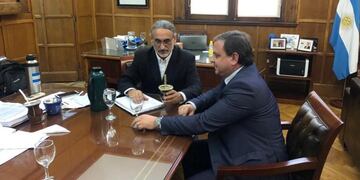 El ministro Basterra con el senador Snopek, de Jujuy