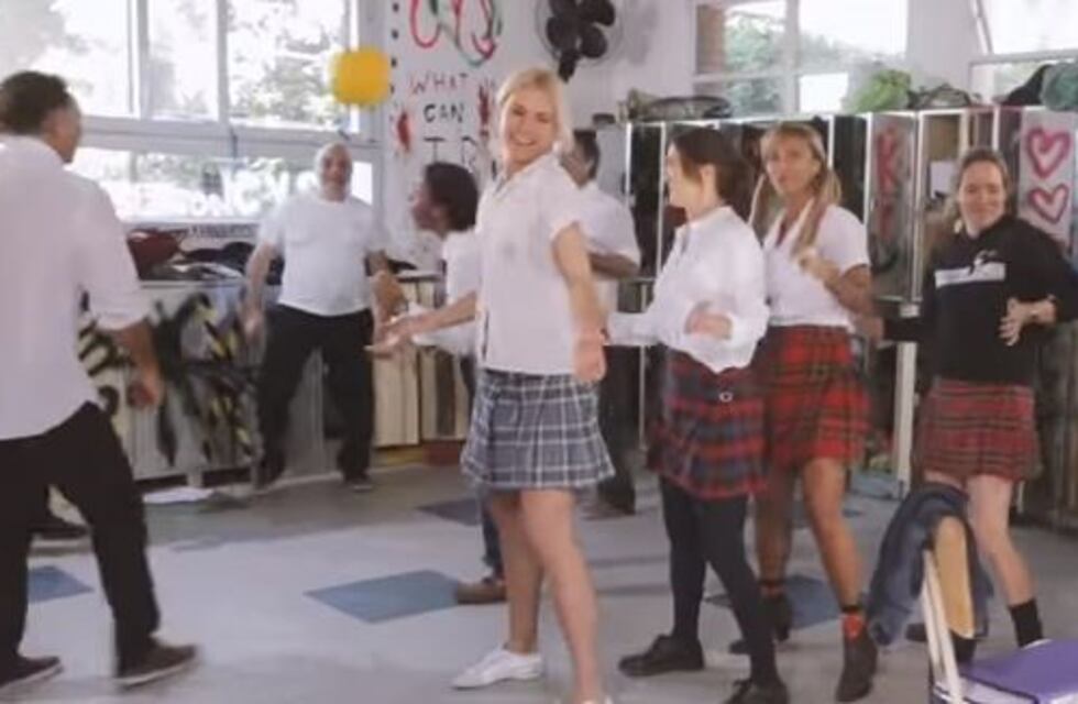 El inédito video de Valeria Mazza, en jumper y bailando reggaetón