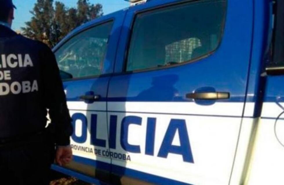 Asesinan a una mujer en barrio Talleres Oeste y detienen a su pareja