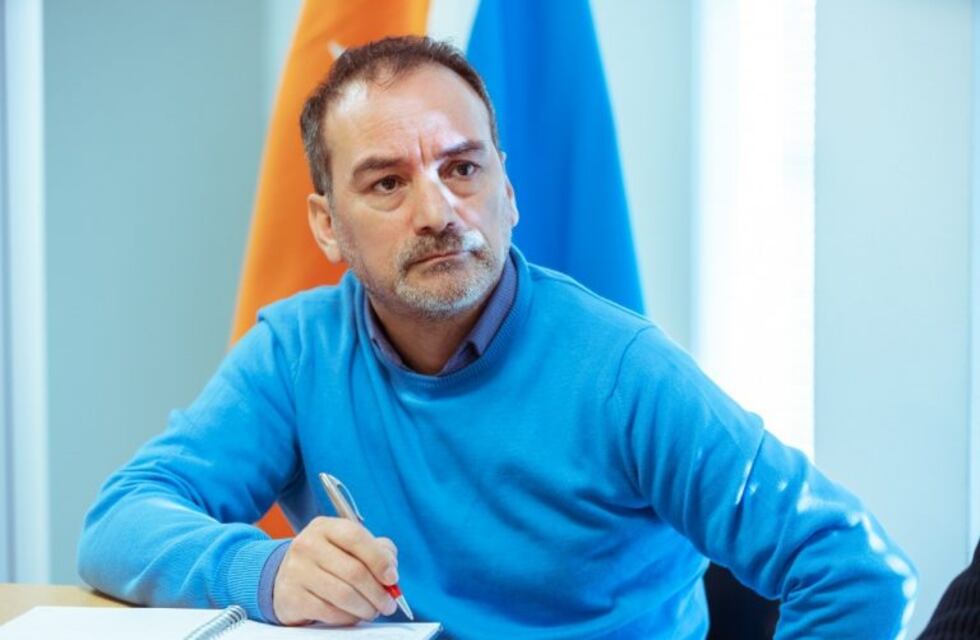 Solorza: “Estamos trabajando para recomponer todo el sistema energético”