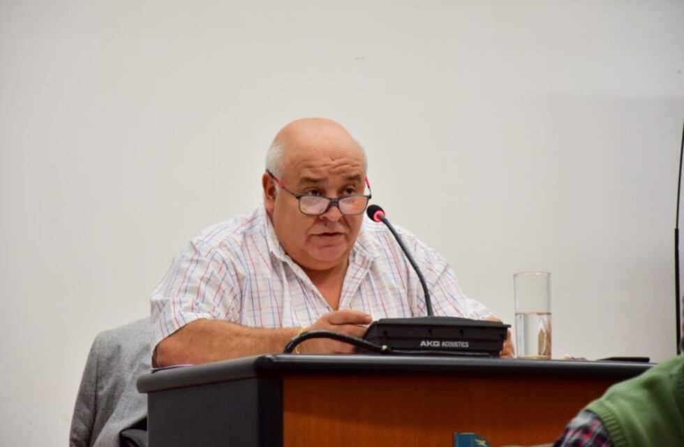 Gaitán asume en Gobierno y Córdoba lo reemplaza en el Concejo