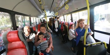Transporte gratis para los niños en su día (Cadena 3)\u002E