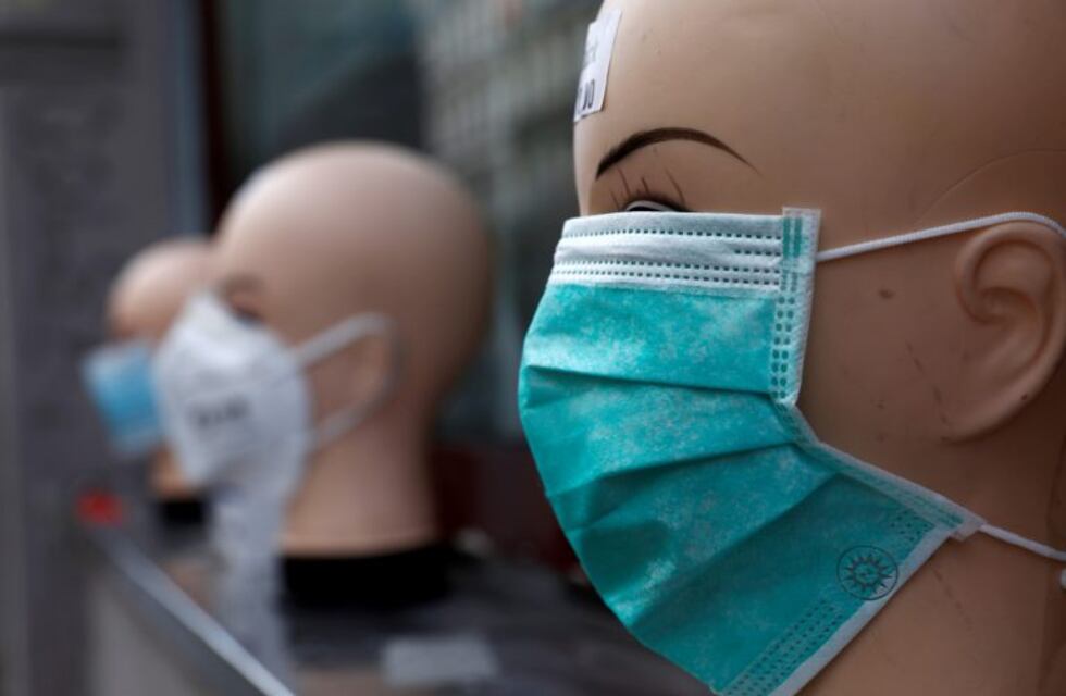Crearon una "cuadrilla solidaria de costureras" para confeccionar barbijos