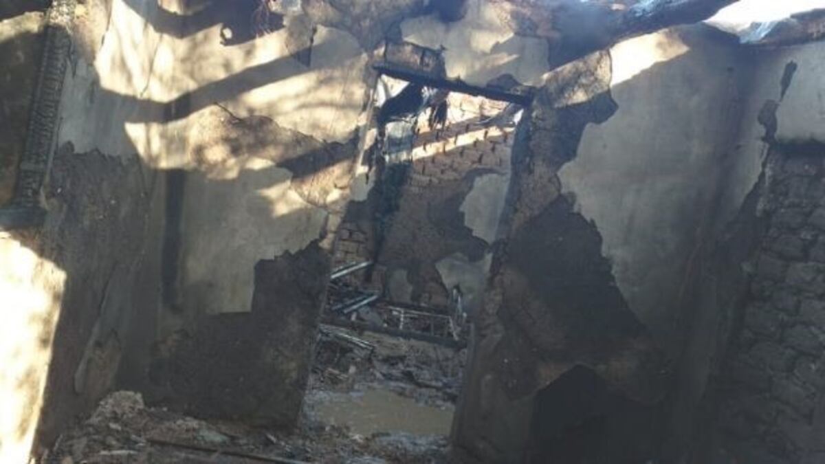 El tío salvó a los sobrinos y se recibió de héroe\u002E