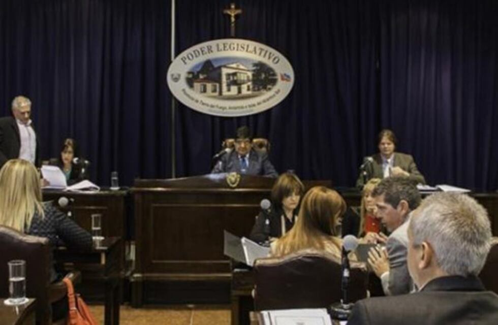 Legislatura: Los legisladores sesionarán el jueves 20