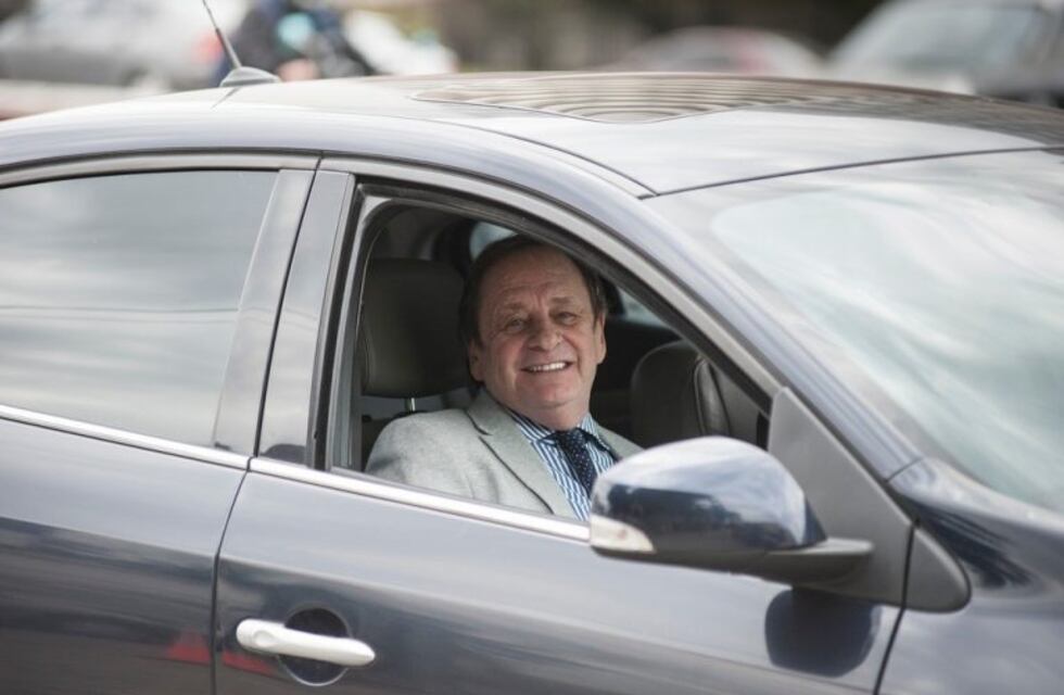 Canicoba Corral dijo estar "hastiado de los últimos cuatro años de erosión permanente"