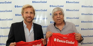 Rogelio Frigerio junto a Hugo Moyano (Foto: Archivo/DYN)