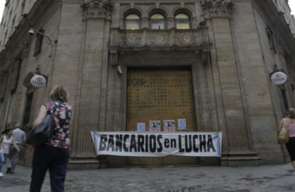 Según los gremios, el acatamiento al paro bancario es del 95%