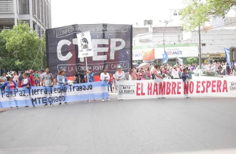 Incidentes en Casa de Gobierno: ordenaron desalojar a los manifestantes