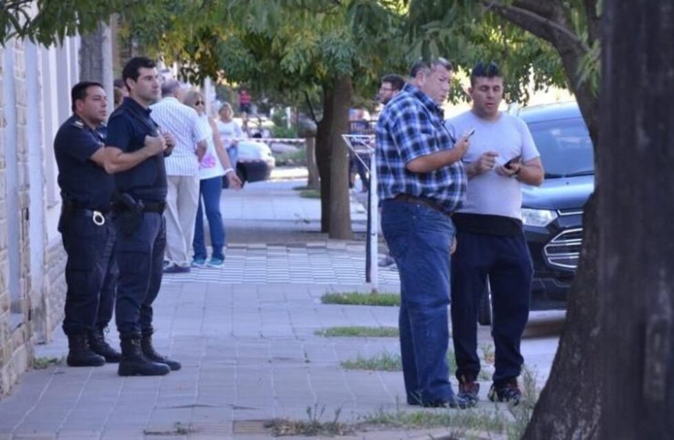 Hallaron degollada a una mujer de 80 años y detuvieron por el crimen a su sobrino