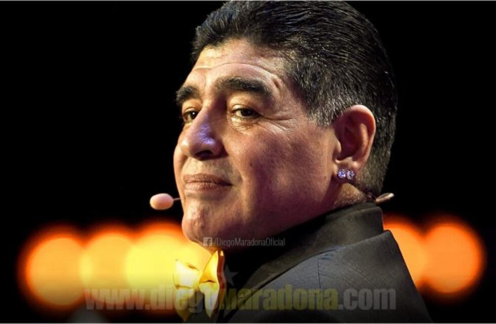 Maradona llegó a Colombia para realizarse evaluaciones médicas