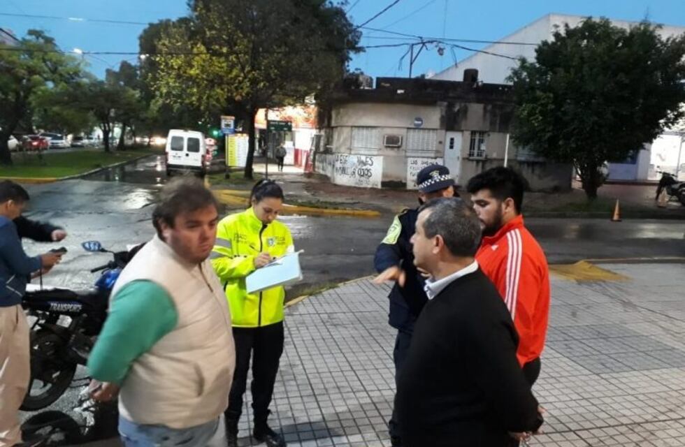 Manejaba con 2,1 de alcohol en sangre y casi provoca una tragedia