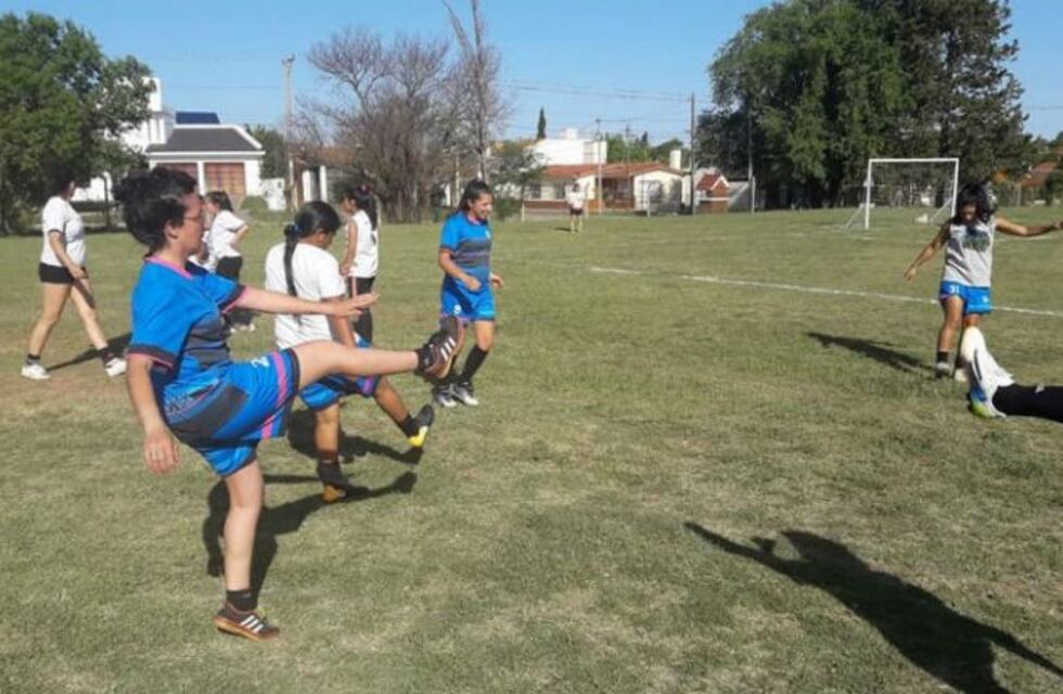 Festival de fútbol femenino en las Sierras Chicas
