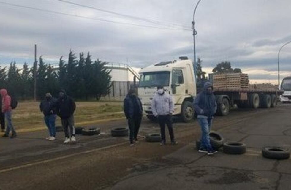 Nuevo corte de la ruta en el acceso norte