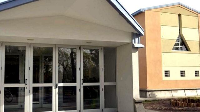 En el marco del lanzamiento del plan de vacunación contra el coronavirus, la Directora del Hospital Malargüe pidió extremar los cuidados a la población.