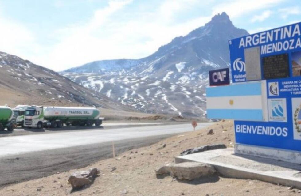 Paso Pehuenche: los camiones podrán cruzar hacia Chile