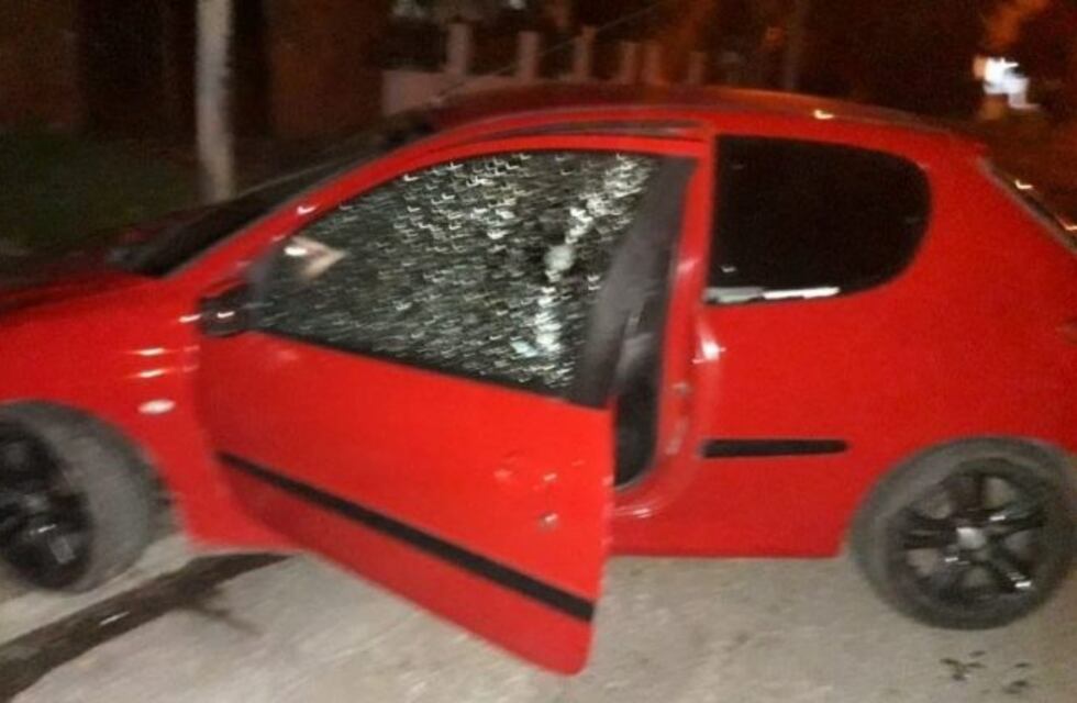 Tirotearon y quisieron robarle a un policía marplatense cuando llegó a su casa