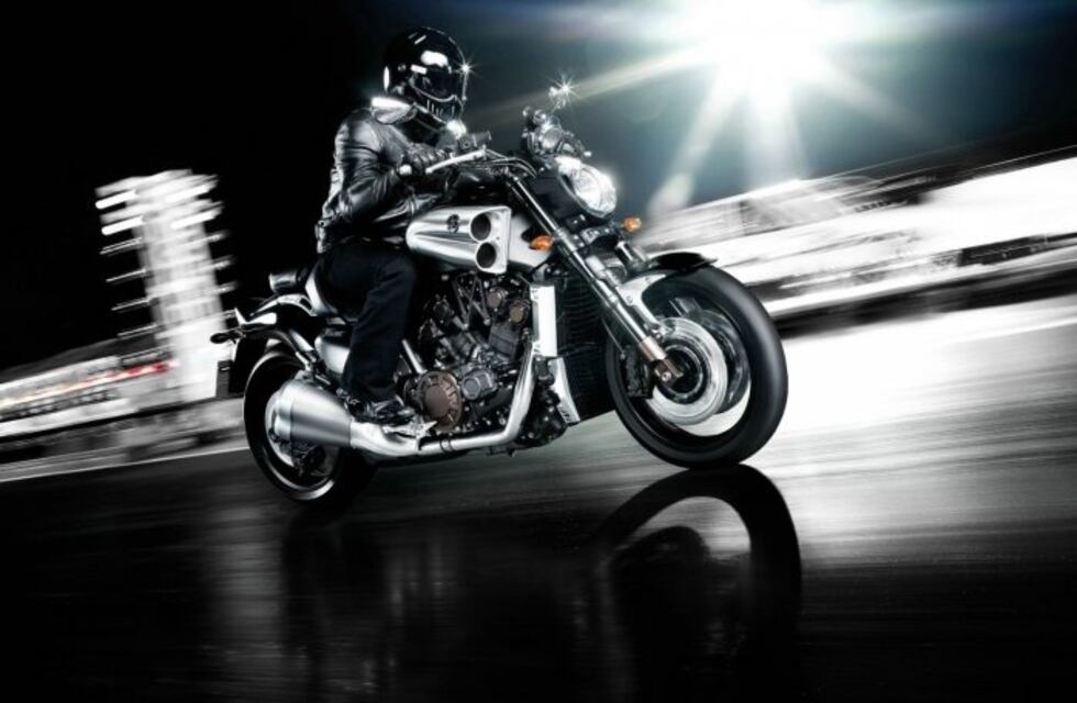 Atropelló a un anciano, lo mató, abandonó la moto y huyó