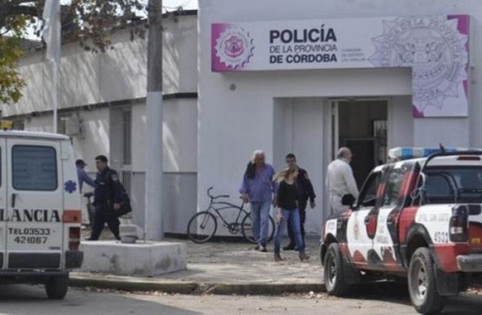 Un policía le salvó la vida a un niño de 7 años que se había ahogado al tragar un alimento