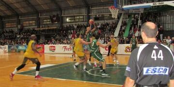 Barrio Parque recibe a Libertad de Sunchales en el cuarto partido de la serie final de Conferencia\u002E