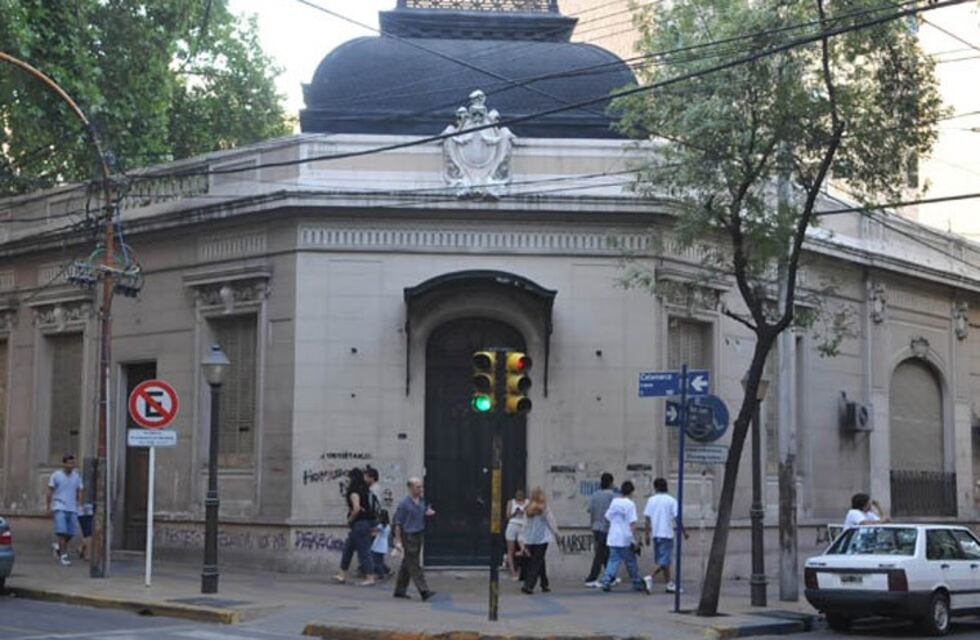 Denunció que un diácono la obligó a abortar dos veces