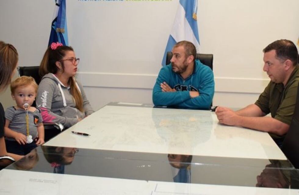 Intendente recibió a la Escuela de Gimnasia Aeróbica Club Catamarca