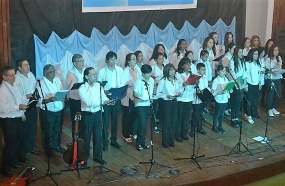 "Mucho más que dos", el disco que presentará el Coro Municipal de Eldorado
