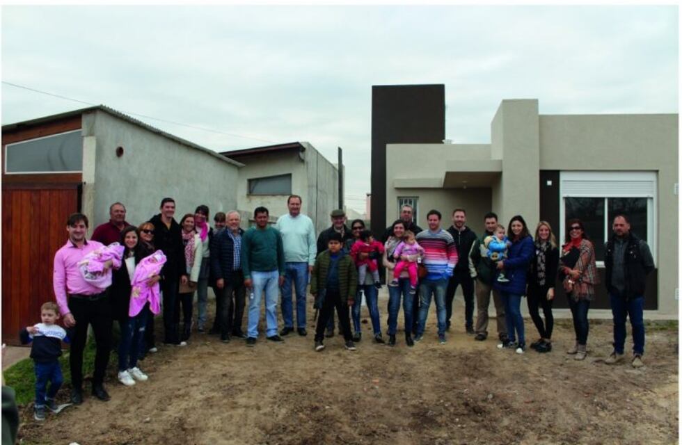 Marcos Juárez: se entregaron cinco viviendas del plan PROMUVI en el Barrio Antony Vogt