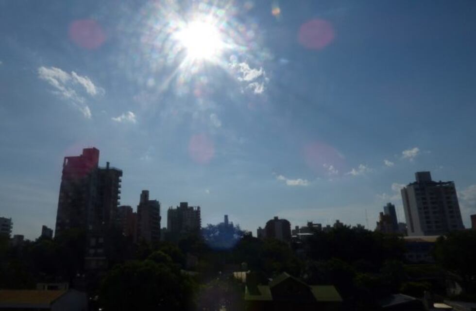 Posadas surfea en la ola de calor con 43° de sensación térmica