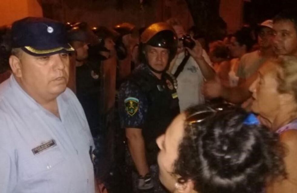 Conmoción y bronca en Oliva por el abuso de dos niños