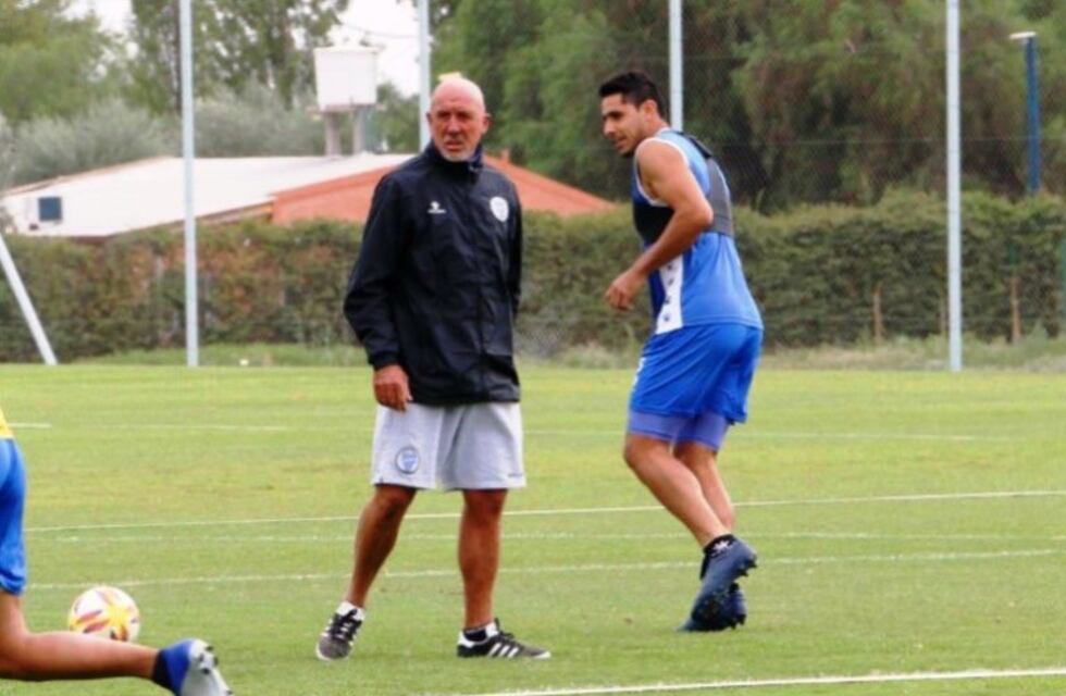 Godoy Cruz mete cambios para enfrentar a San Martín de San Juan