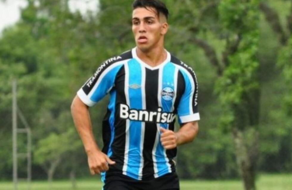 El jugador de fútbol Ezequiel Esperón murió tras caer al vacío desde un sexto piso