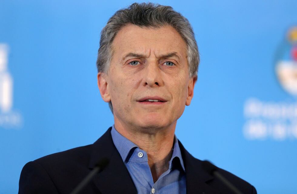 Macri se reunió con su equipo económico y la Cancillería para redefinir la "estrategia de inserción" internacional