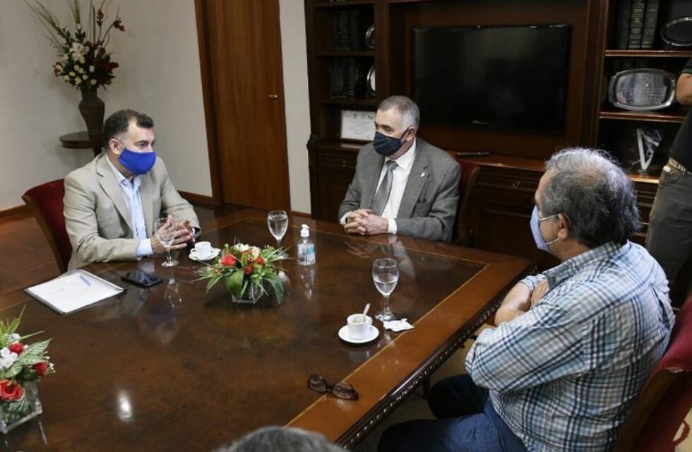 Jaldo recibió a las autoridades del hogar de ancianos "Casa de Paz y Bien"